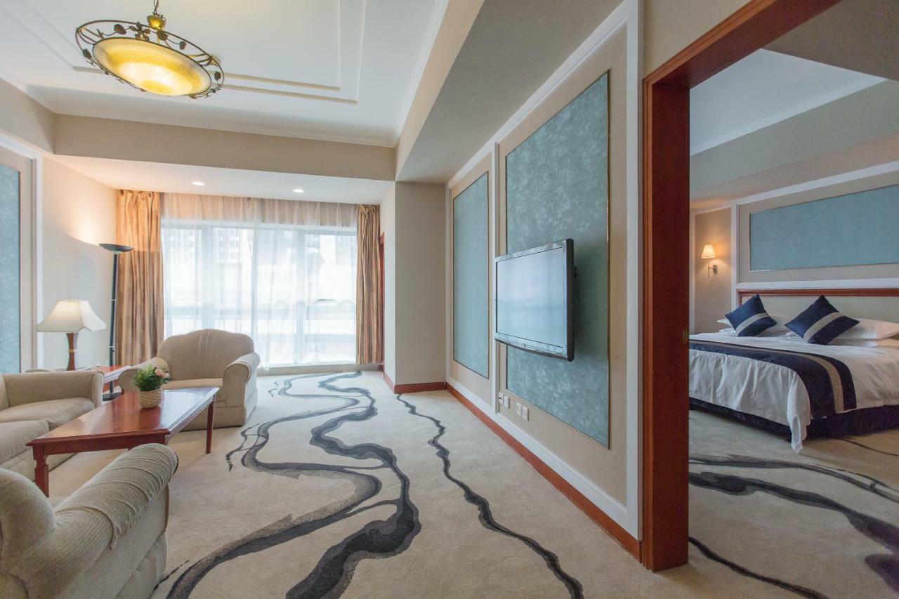 Chongqing Liyuan Hotel Esterno foto